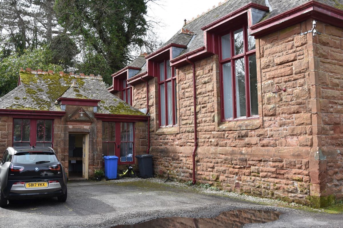 West Coast Today Media Library The Lamlash Church Hall At The Rear