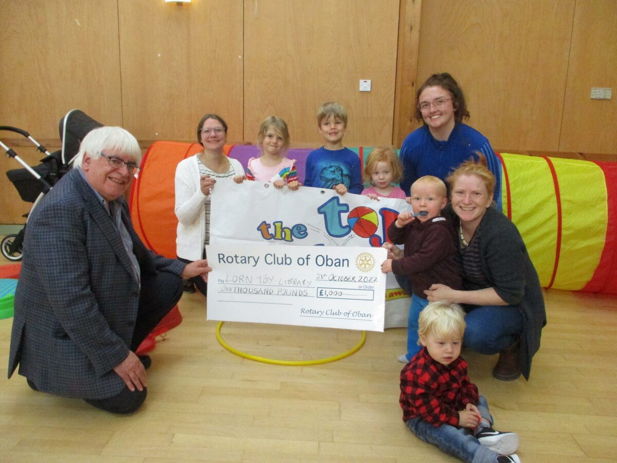 Rotary Club boosts Oban Toy Library