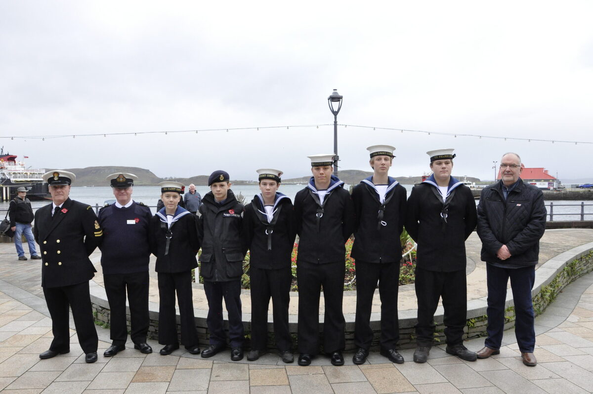 Sea Cadets begin Oban tribute
