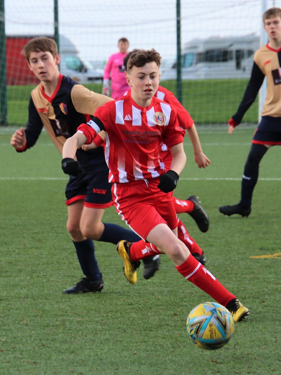 Pupils U14s unlucky to lose out to league leaders