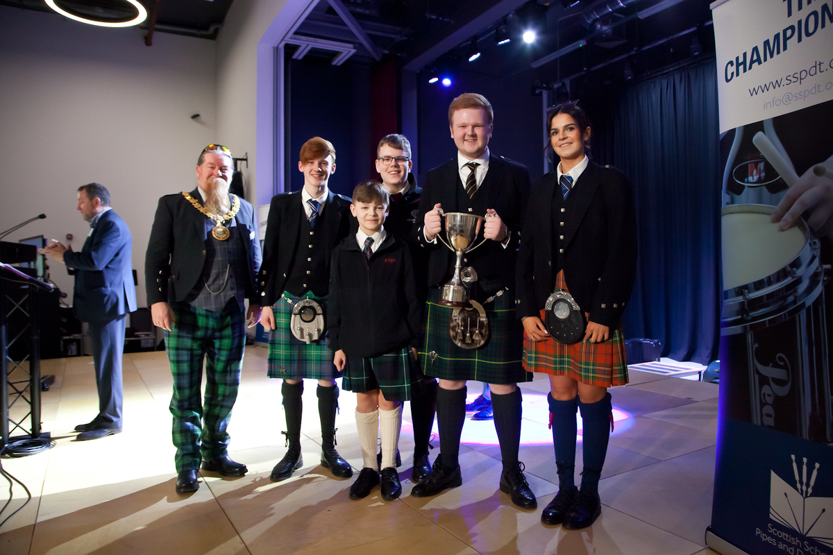 Pipe and drum fours on national podium