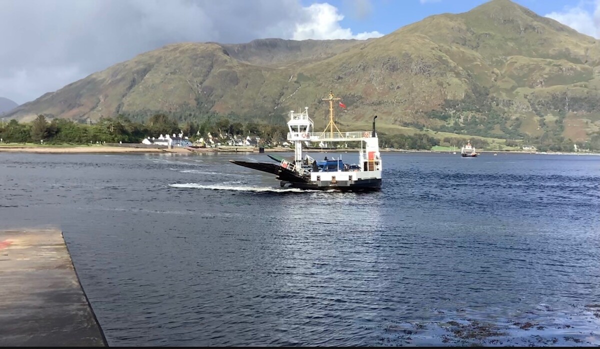 Corran Ferry resumes service after repairs