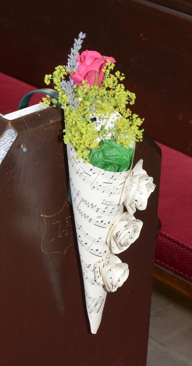 Saddell's scent of music