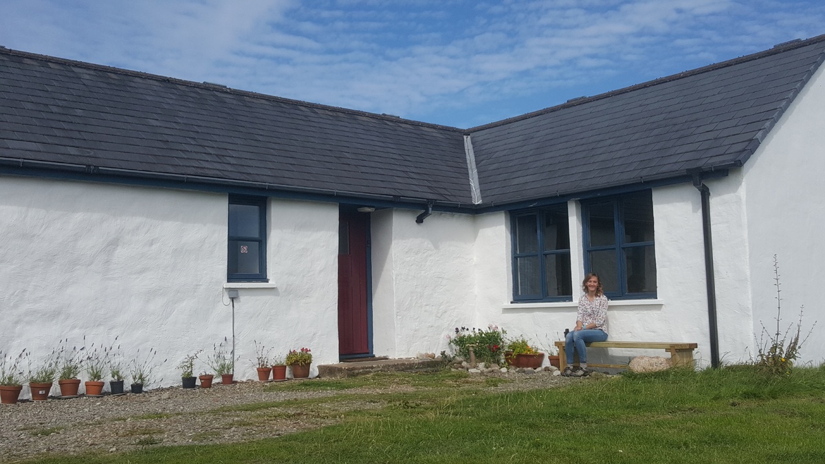 Scientist combines biology and bunkhouse on Mull