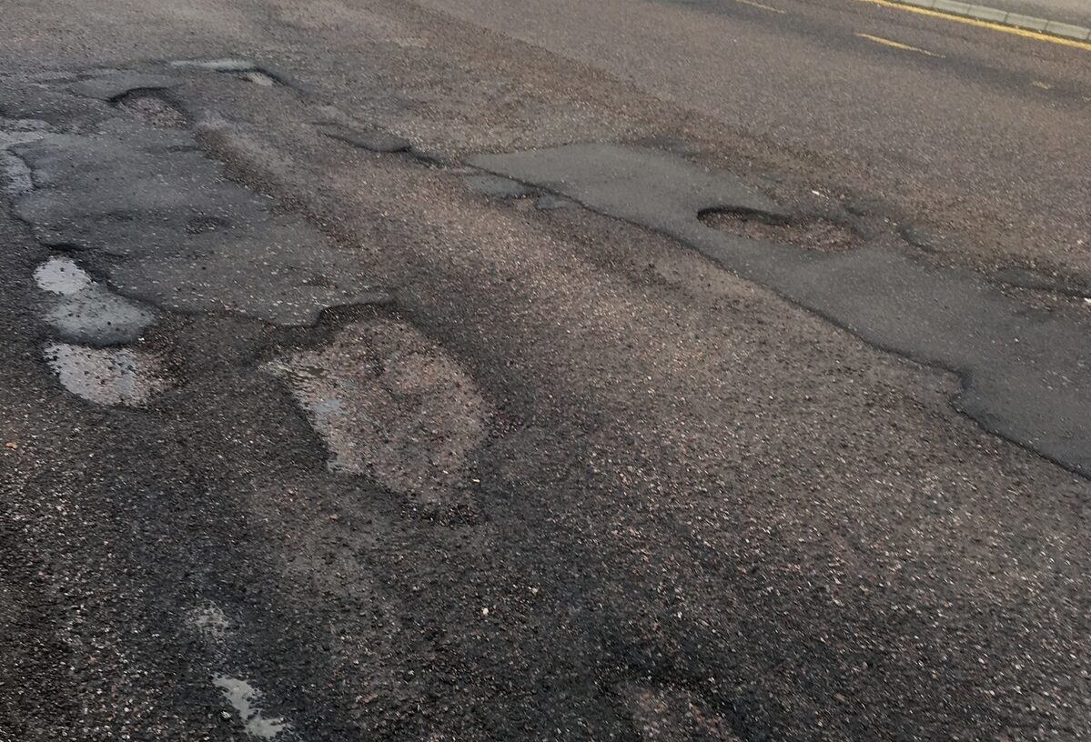 Argyll roads need £100M to fix