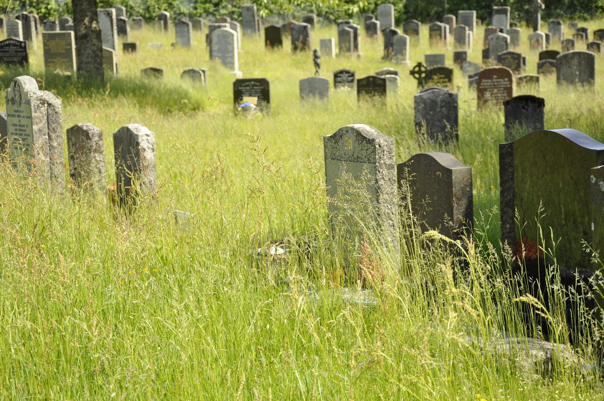 Unsafe graves to be laid flat