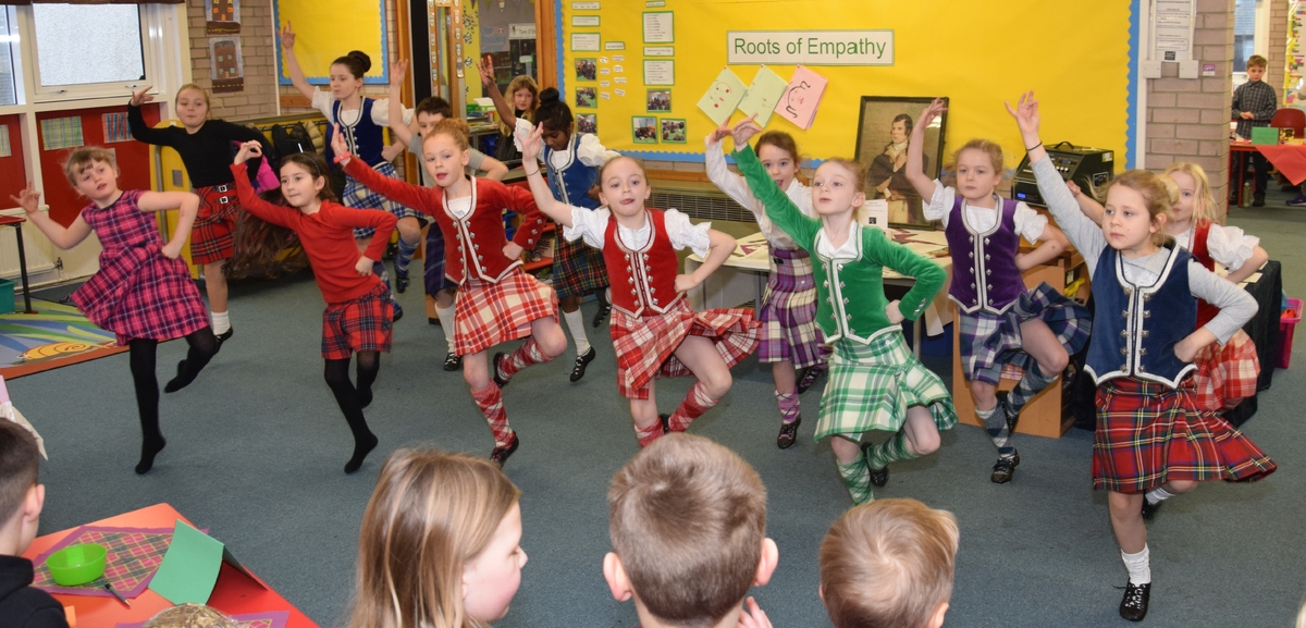 Castlehill pupils' bustling Burns bash