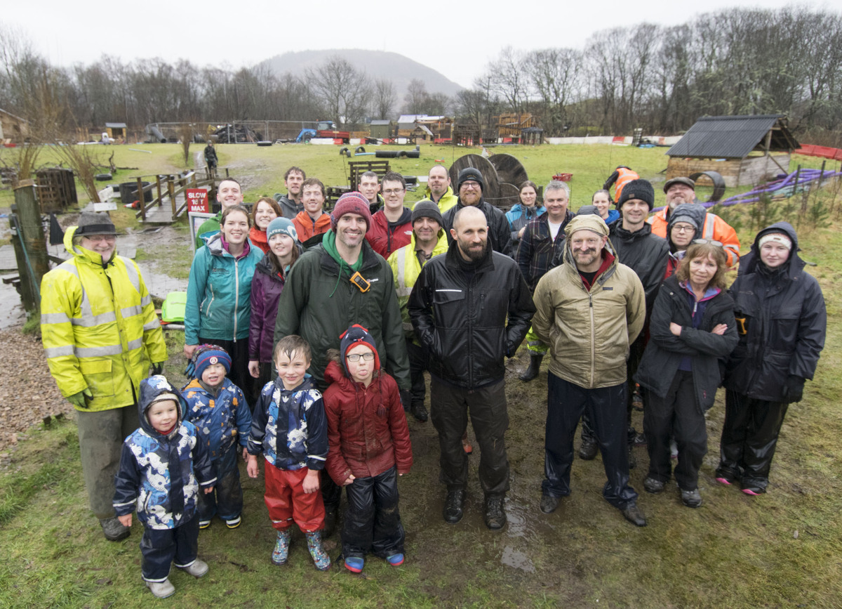 Community turns out in force to clear Stramash blaze wreckage