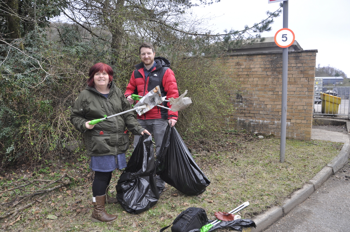Community adds sparkle to spring clean