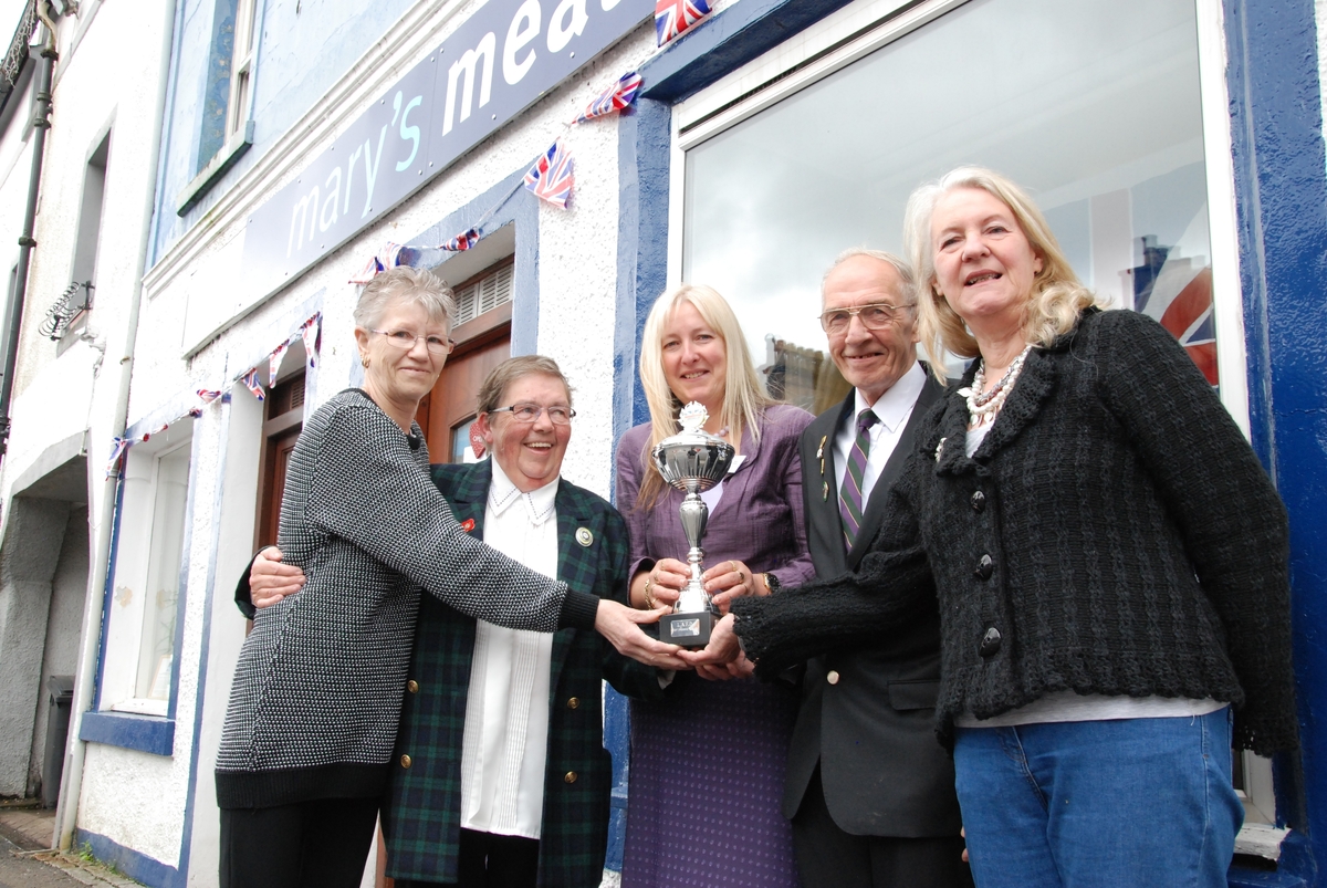 Get (shop windows) dressed for Armed Forces Day