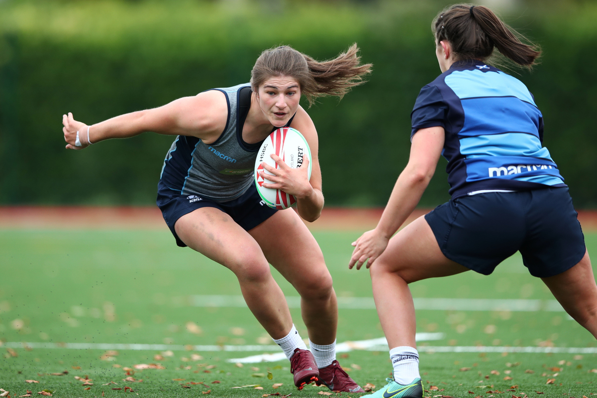 Learning curve at Ladies World Sevens for Helen and Abi