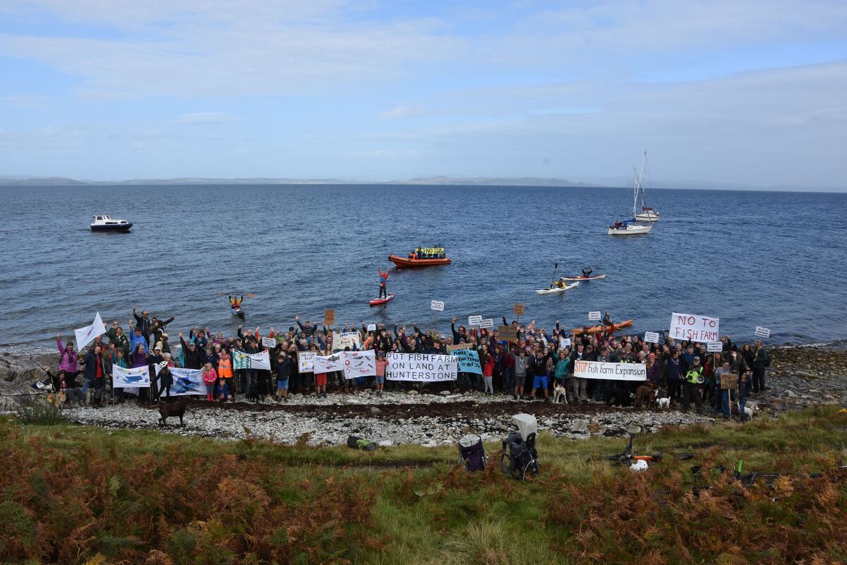 Salmon protesters prove their point