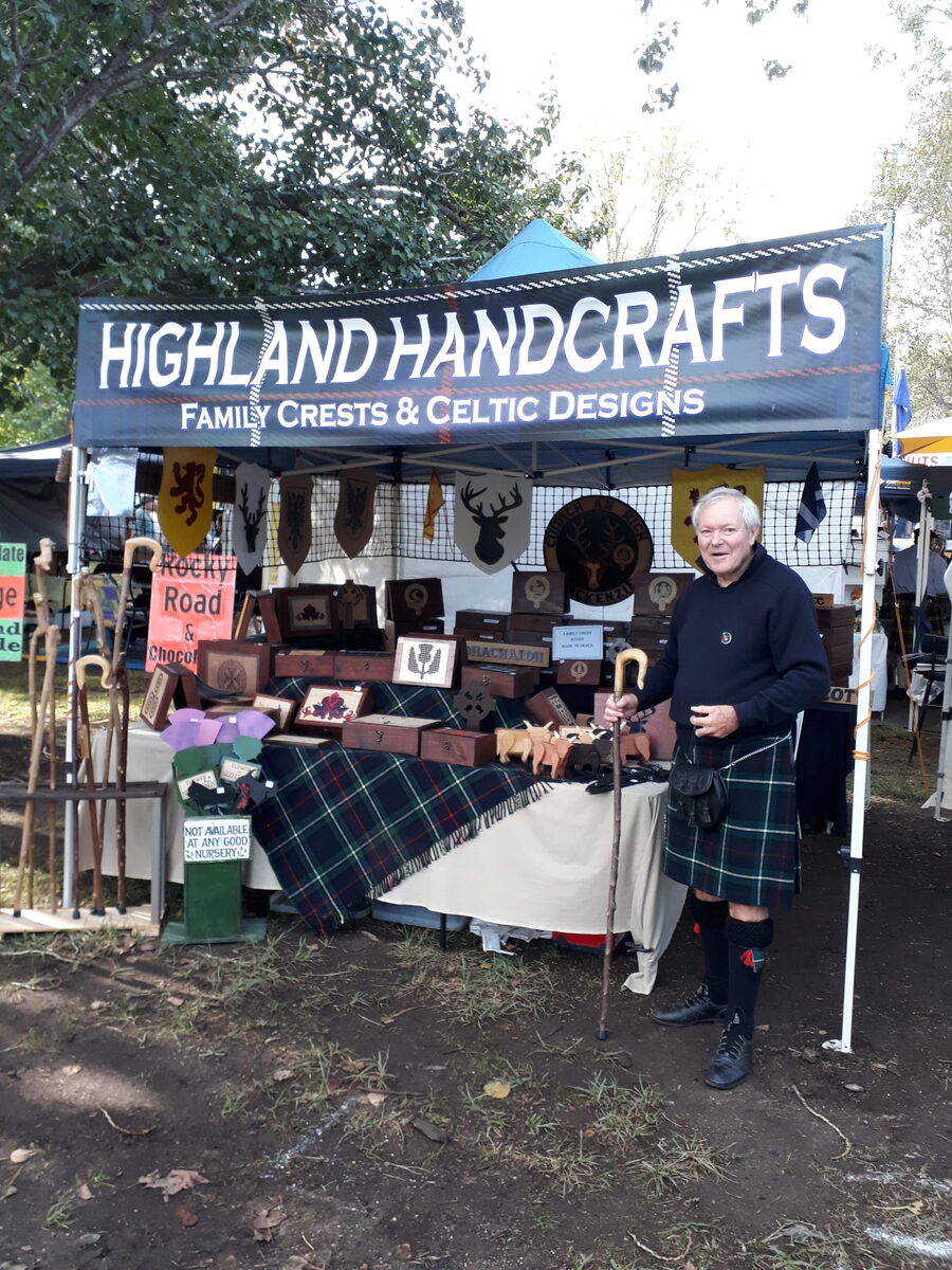 Highlander David gets crafty Down Under