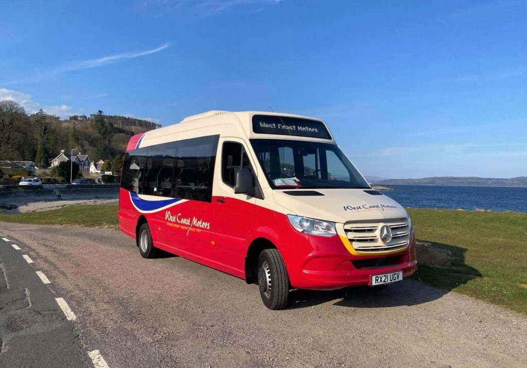 New door-to-door vaccine bus