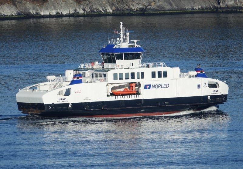Mull's second-hand ferry is a 'gas guzzling cast-off', says Tory MSP