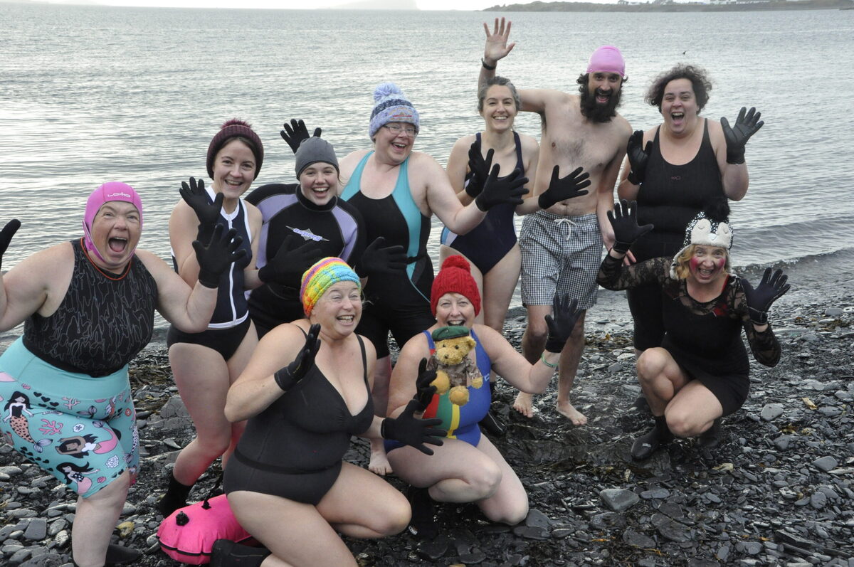 Sea swimmer Gill goes wild for charity