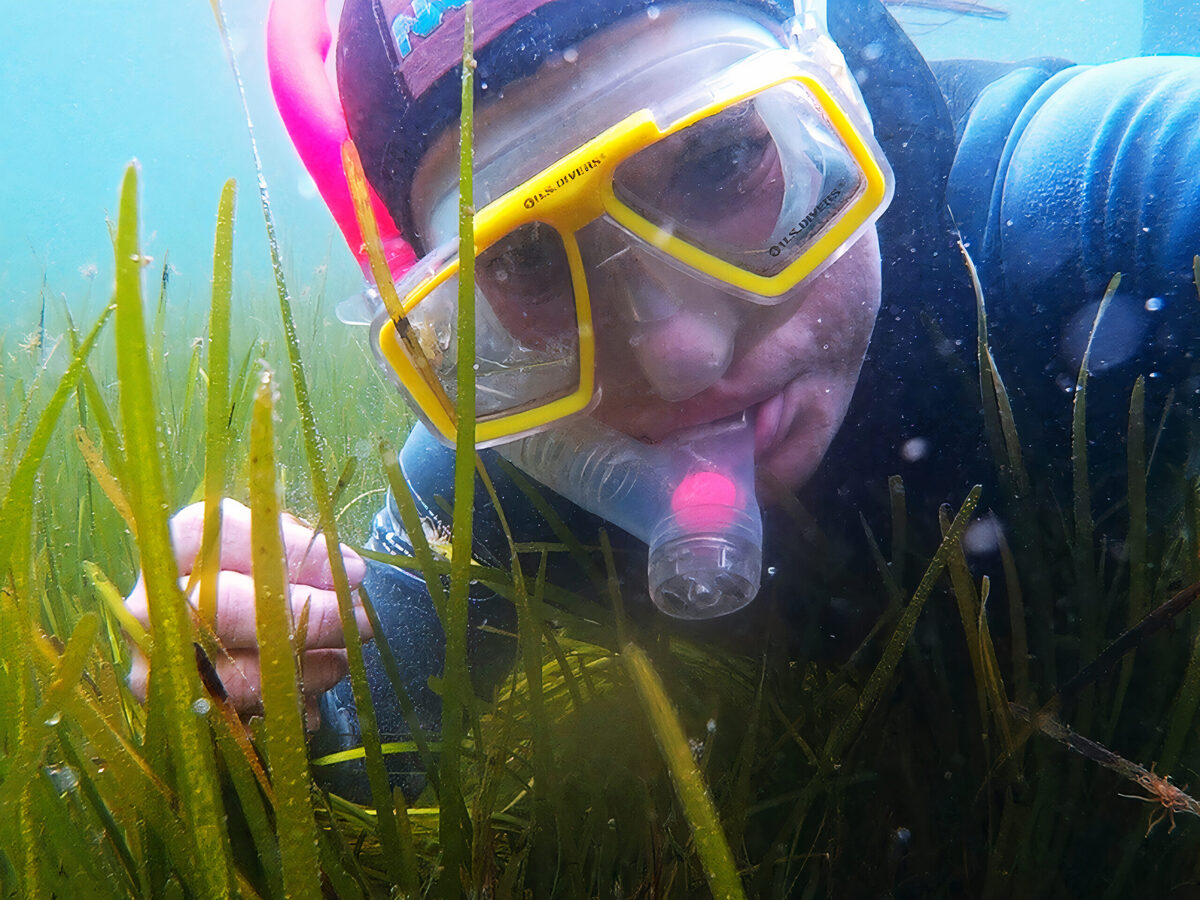 Sarah spreads the word on the benefits of seagrass