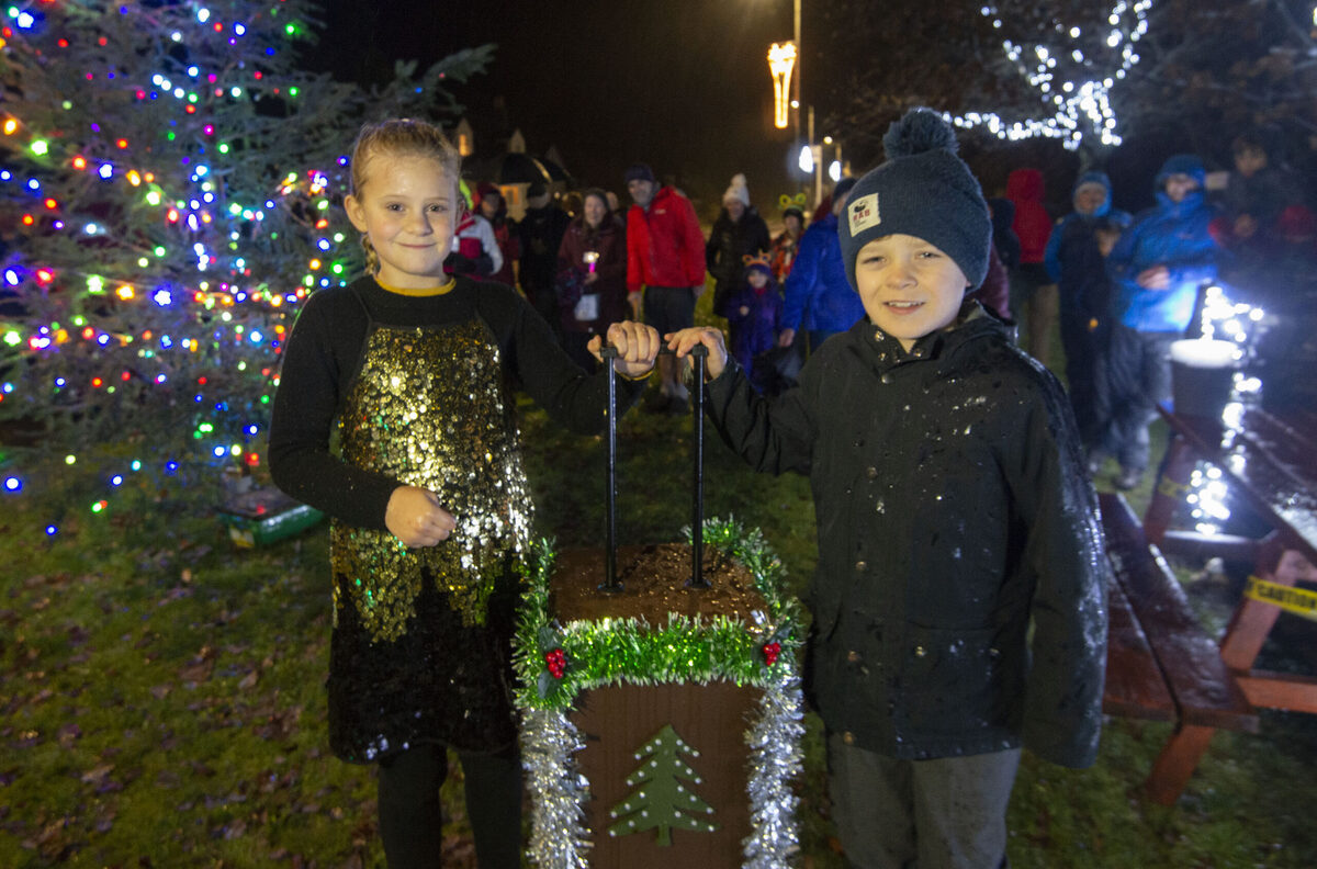 Communities enjoy the big switch-on - Kilmallie