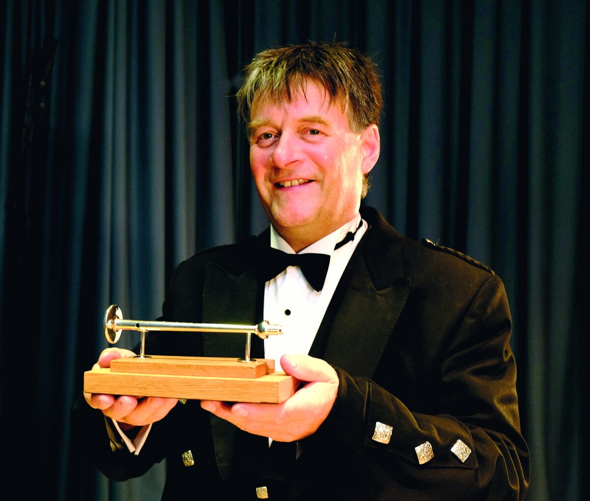 Top pipers vie for Skye's legendary silver chanter