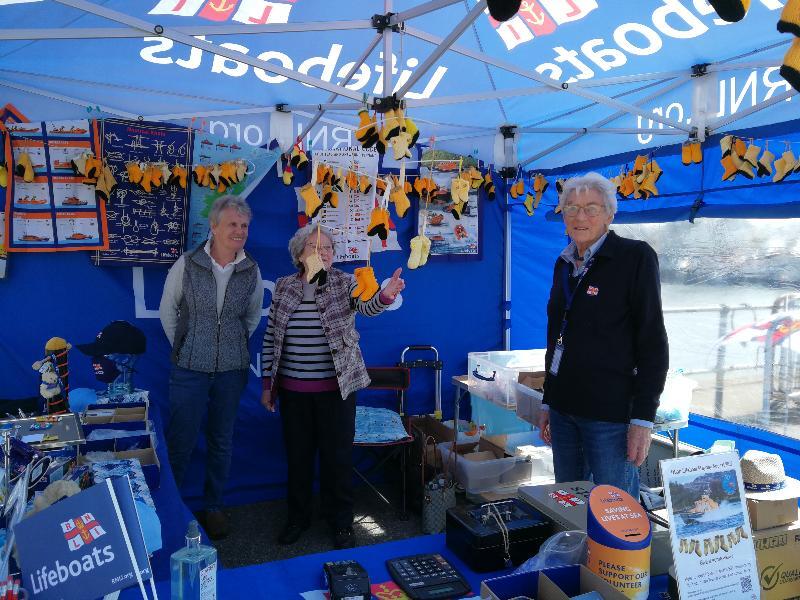 RNLI fundraisers give it welly