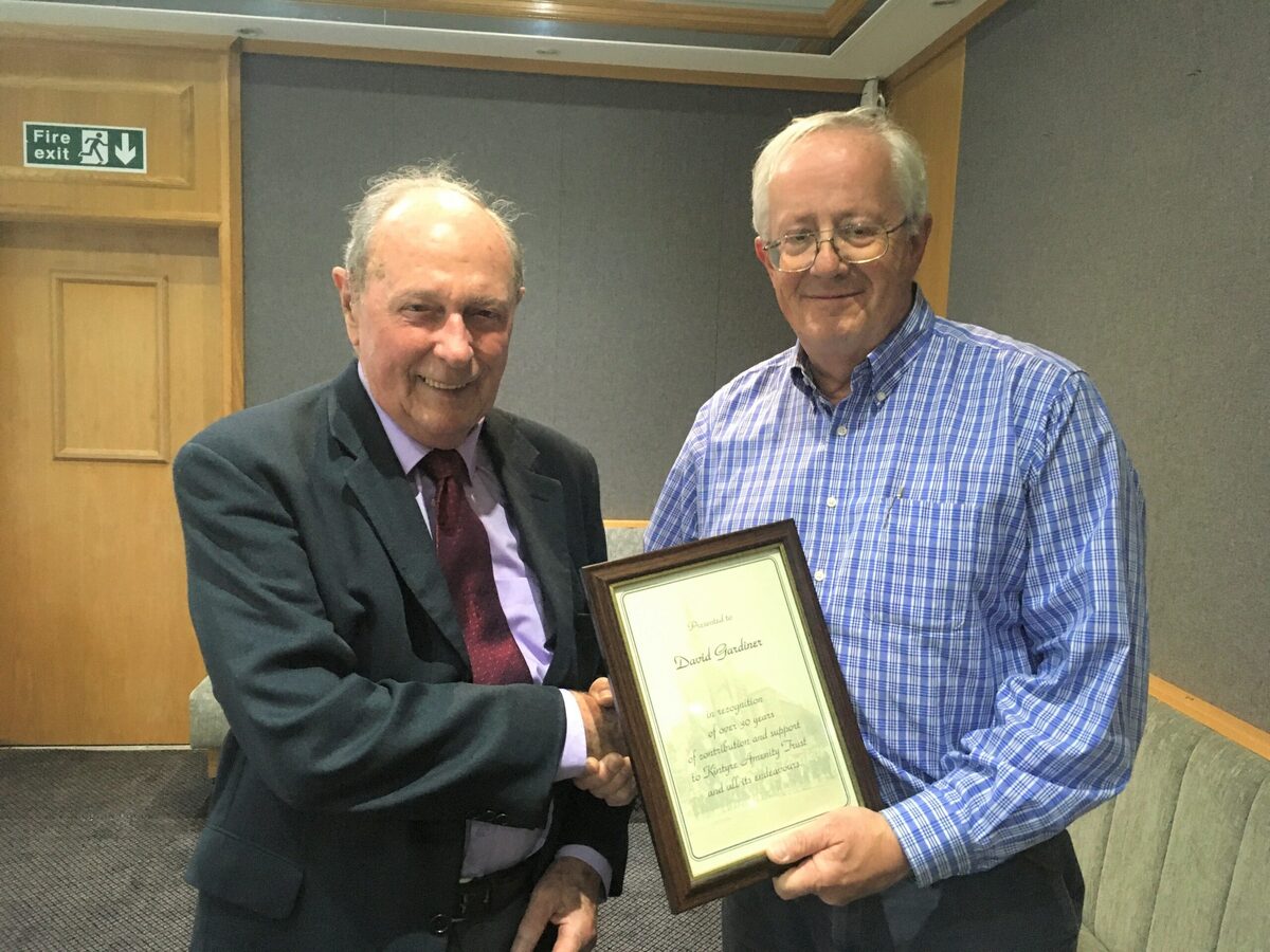 Trustee David's 30 years' service honoured