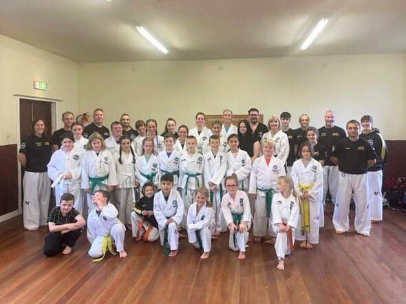 Taekwon-do students show fighting spirit at sparring seminar