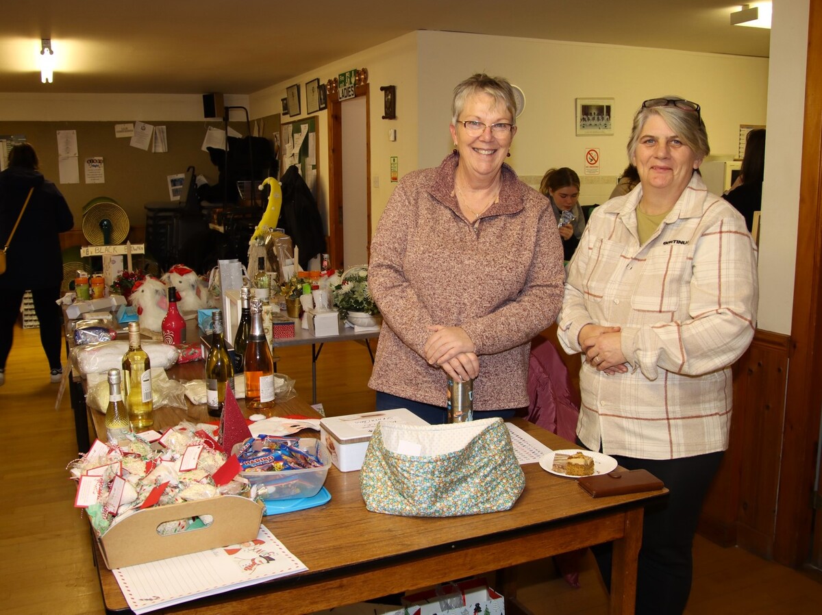 Santa Claus comes to town's festive craft fair