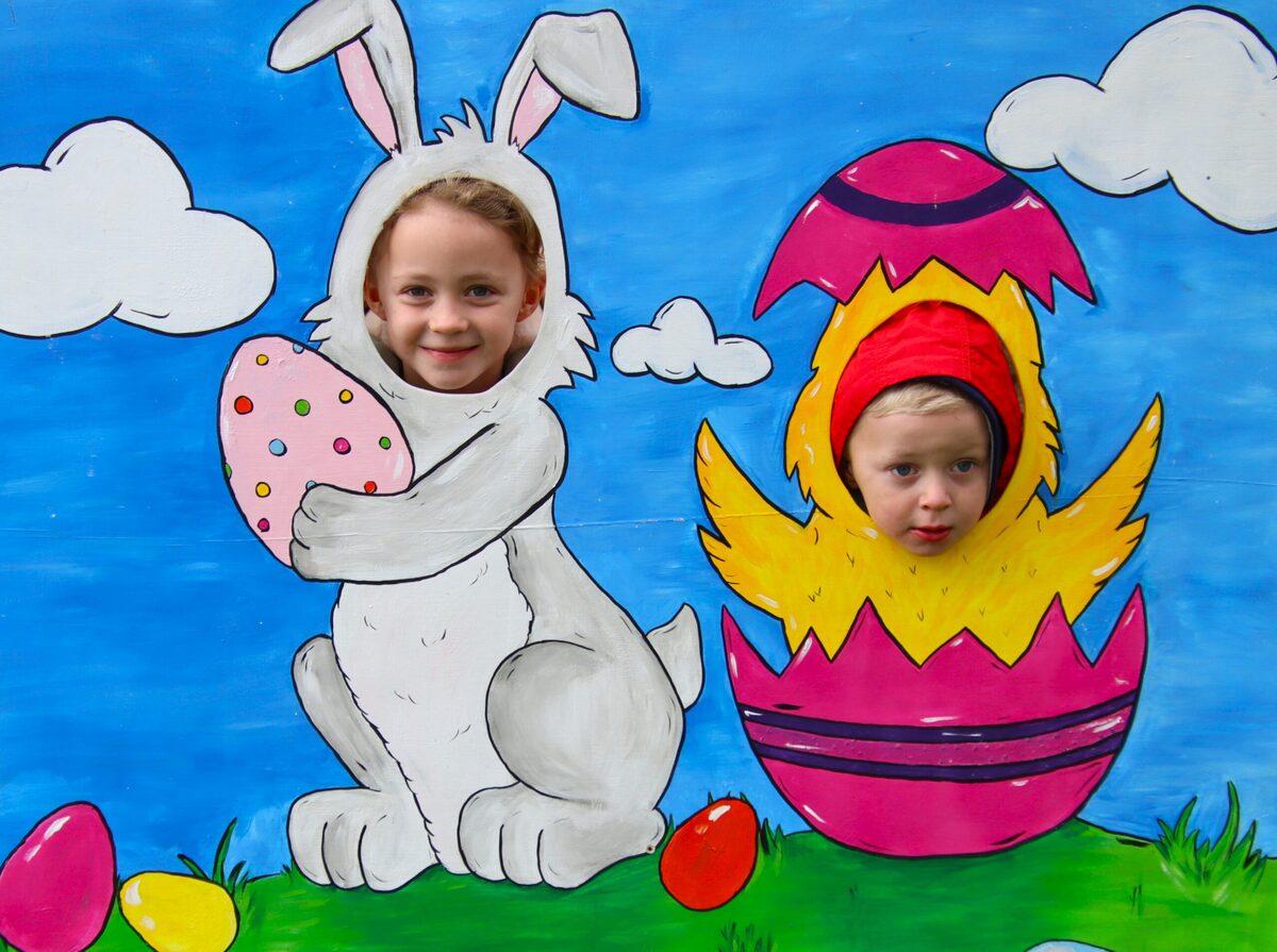 Wee Toon Easter walkers battle windy weather