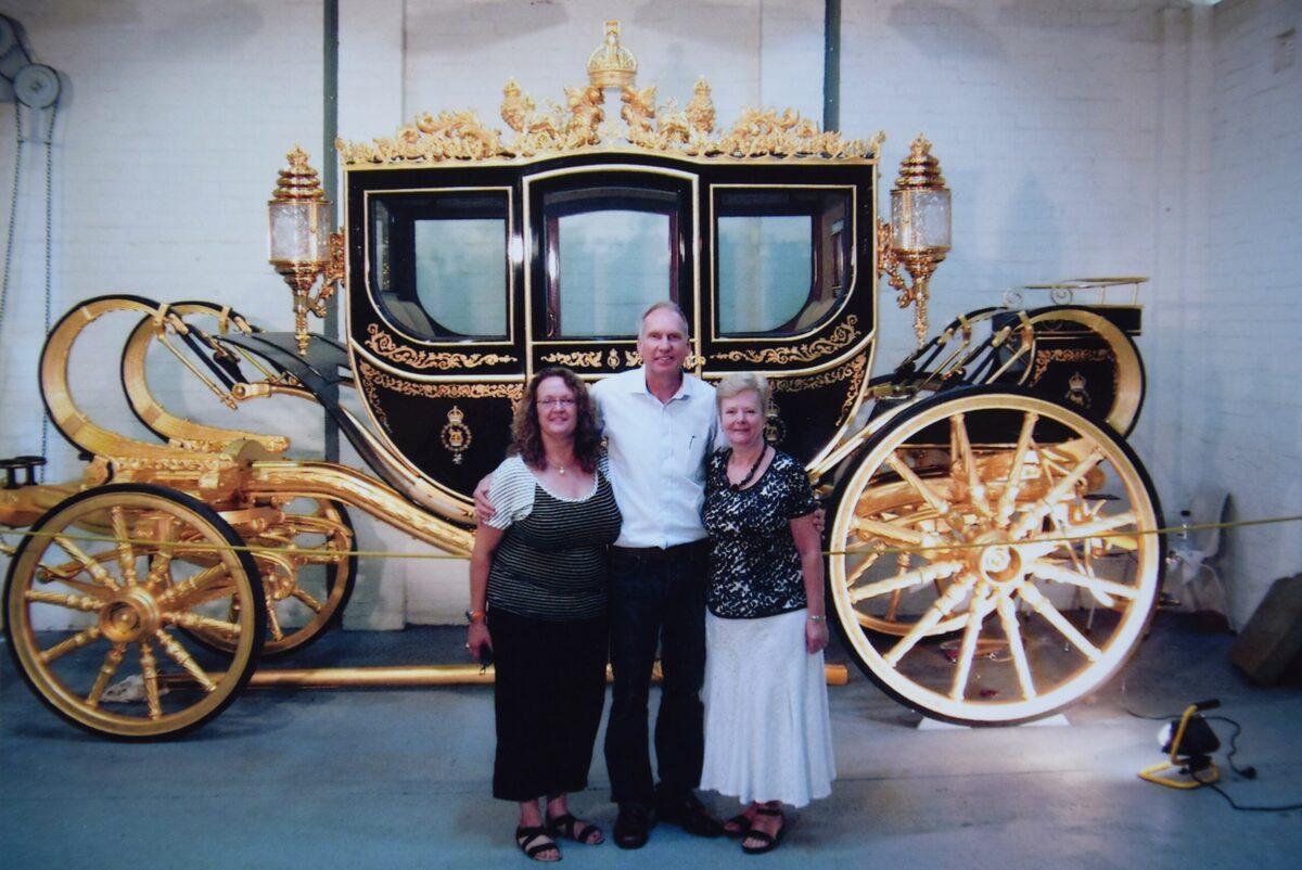Wee Toon woman’s exclusive tour of King’s coach