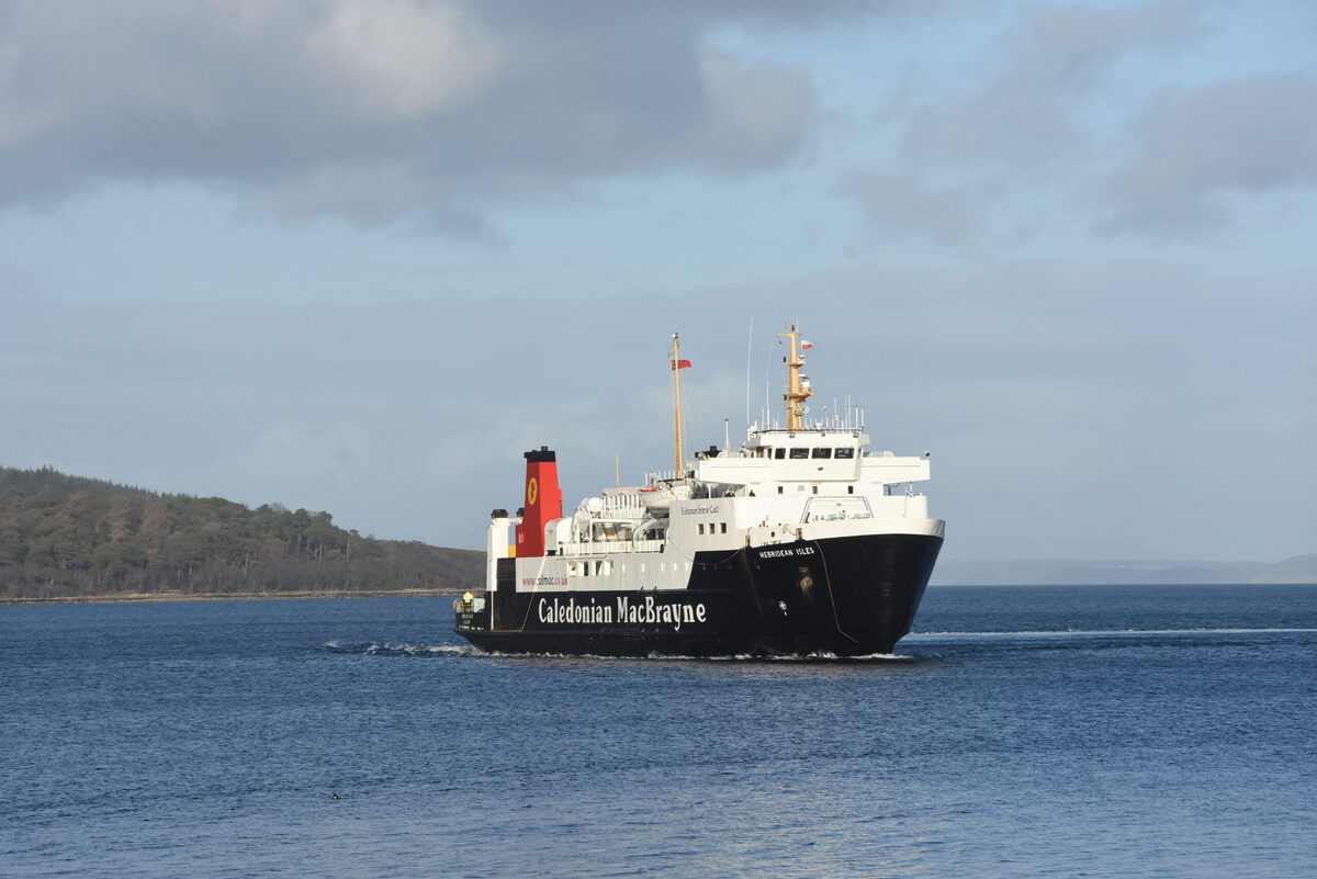 Unexpected steel work delays return of Arran ferry to route