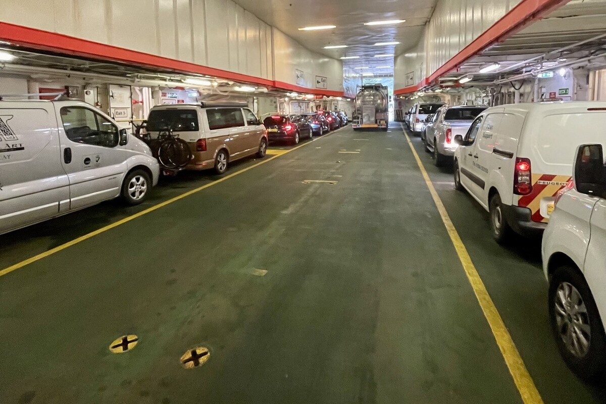 Islay haulier urges CalMac rethink to fill empty ferry decks