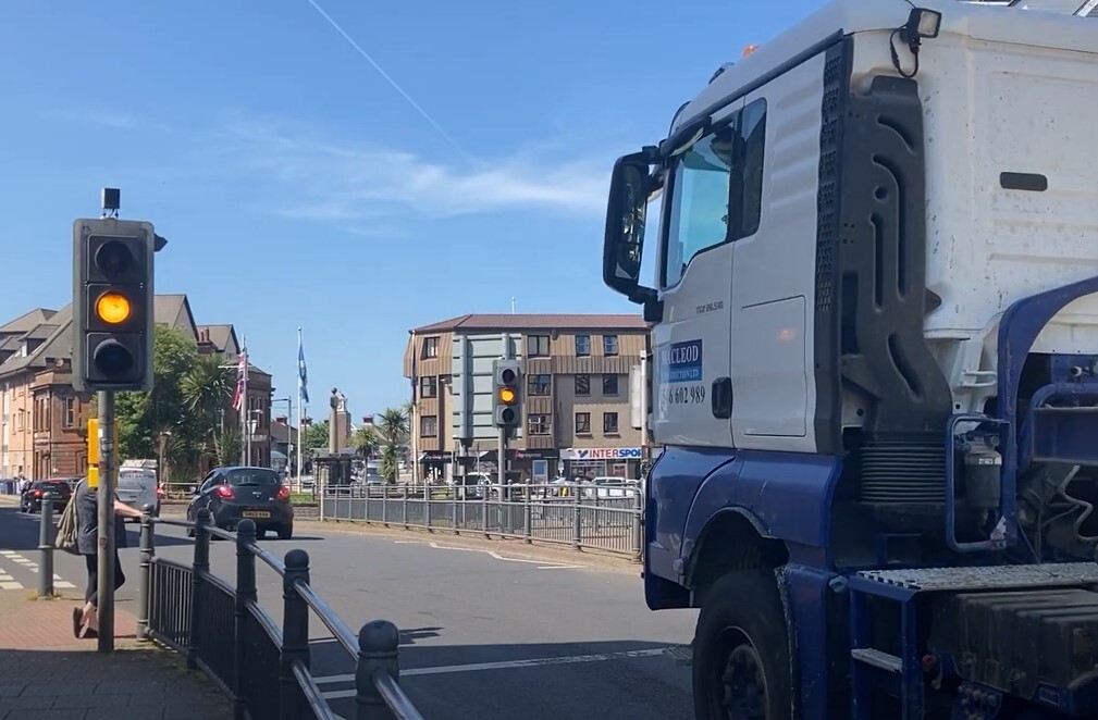 Oban gridlock "held to ransom" by faulty crossing