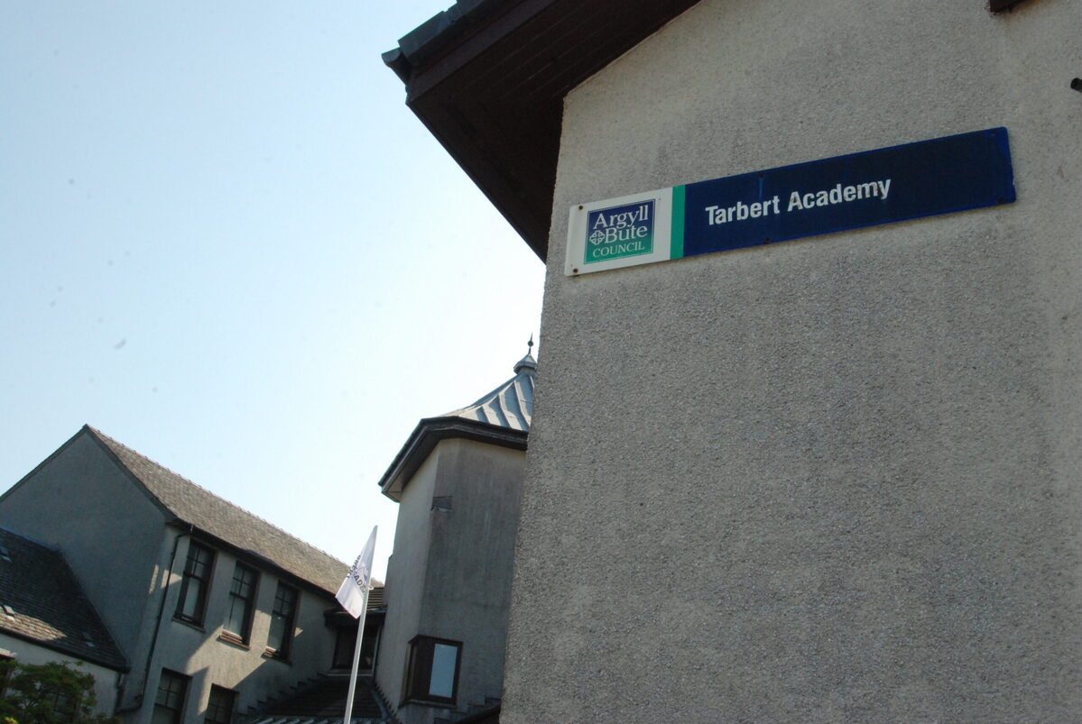 Tarbert and Islay high schools perform above average
