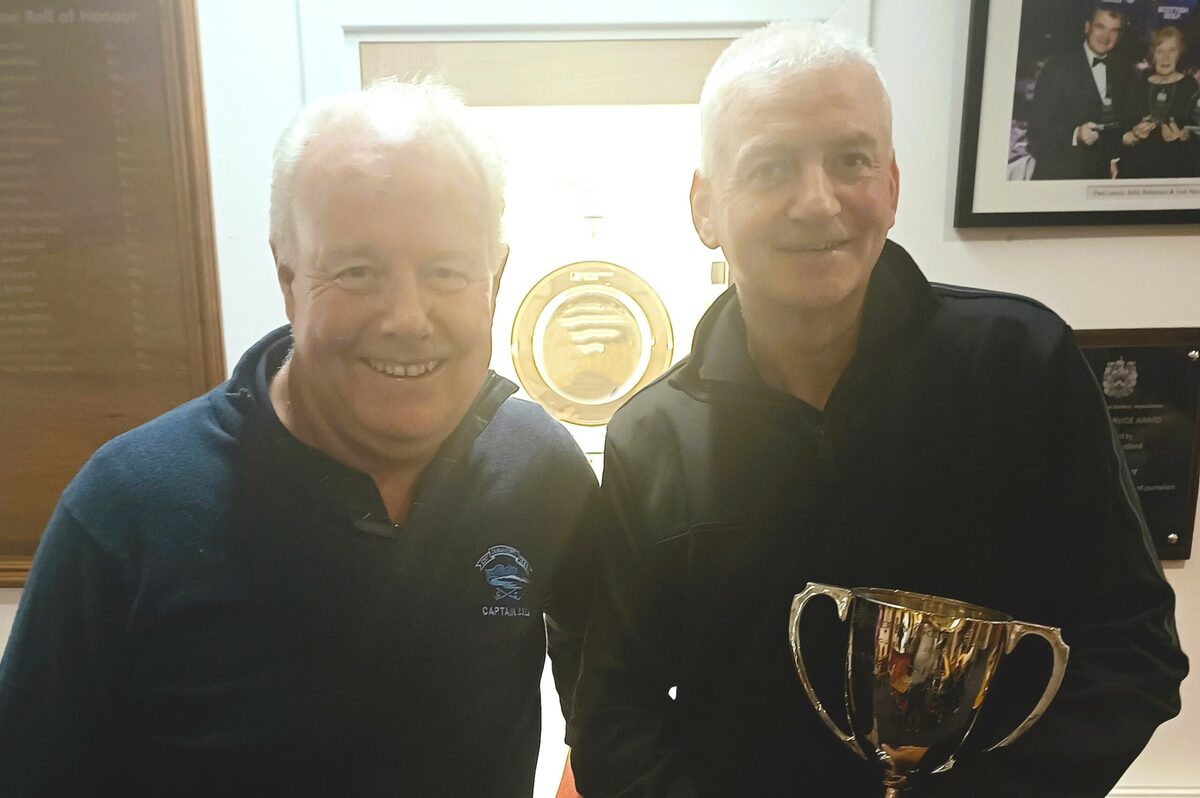 MacMillan retains Dunaverty crown as Garrett secures handicap title