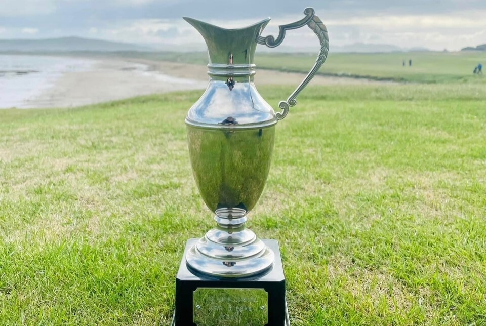Ladies, gents and juniors in golfing action at Machrihanish