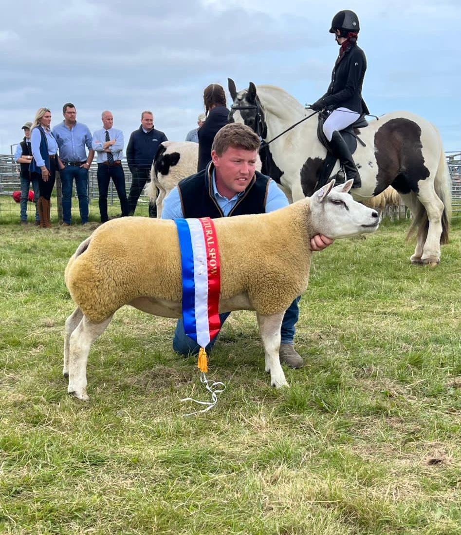 Champion show turnout for Tiree