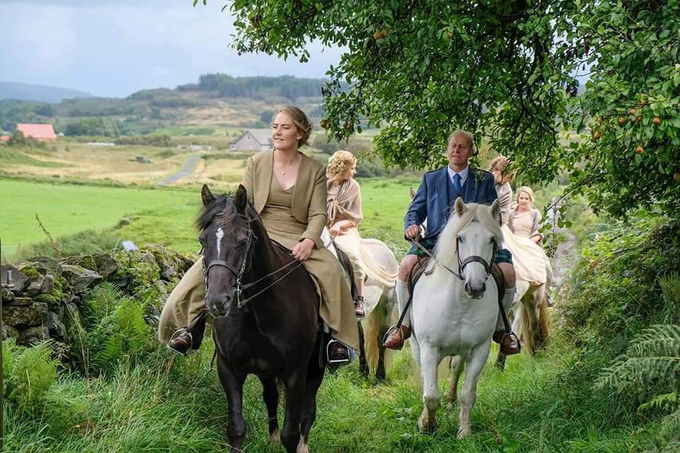 Horse-power gets Mull bride to wedding on time
