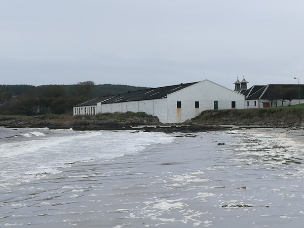 Decision taken on plan for houses next to Islay distillery