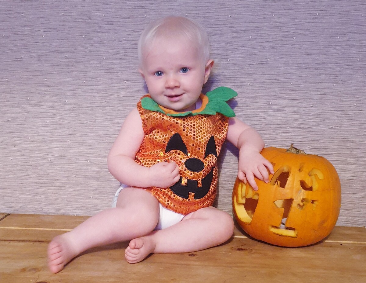 NOc44halloween04JannaBrownjpg