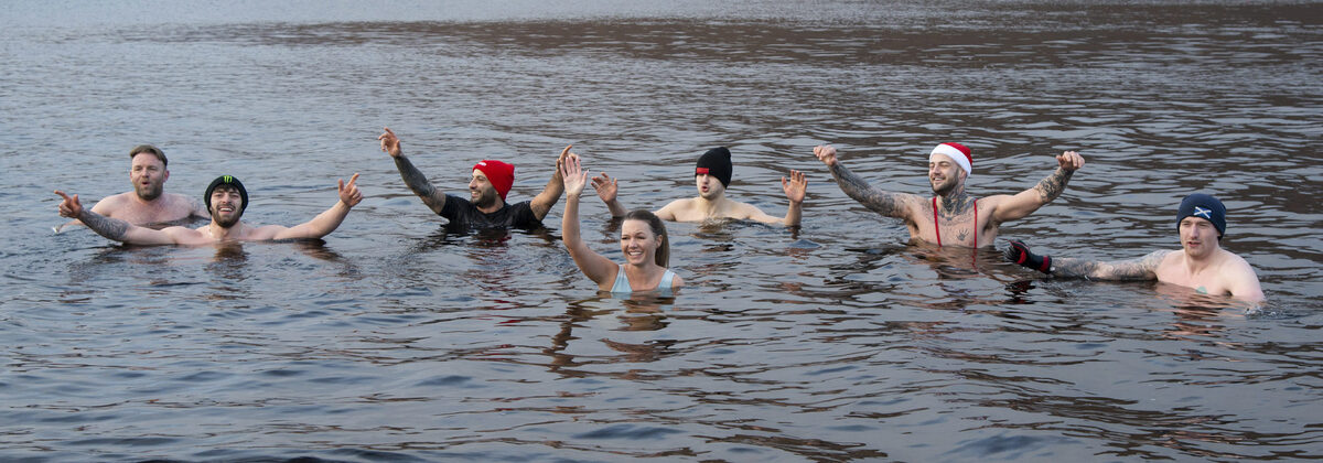 NOF53LochLinnheSwim02scaledjpg