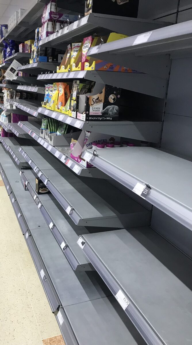 Covid pressure leads to bare supermarket shelves