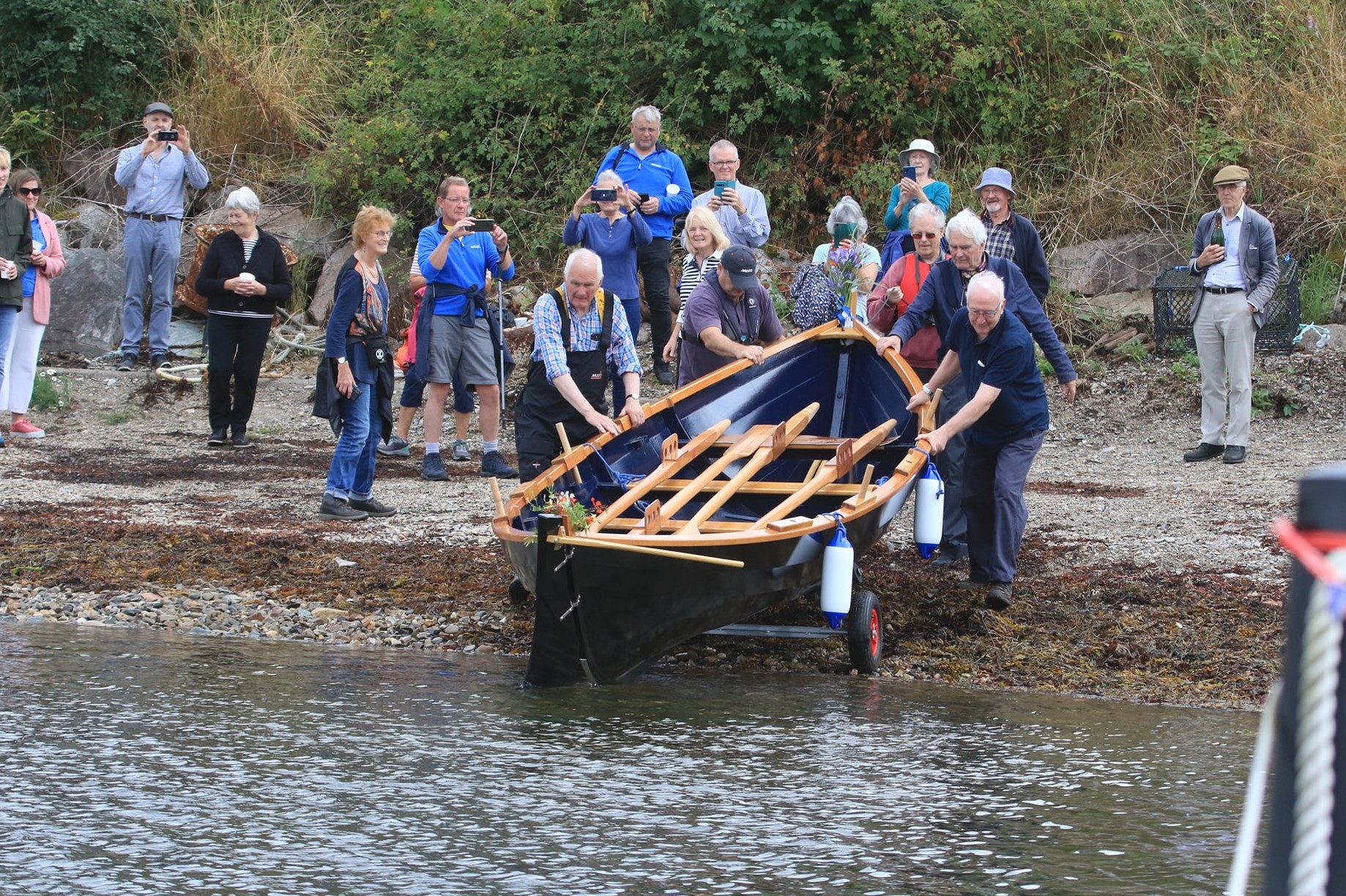 Mrs McPhunn launches new rowing era on Loch Fyne