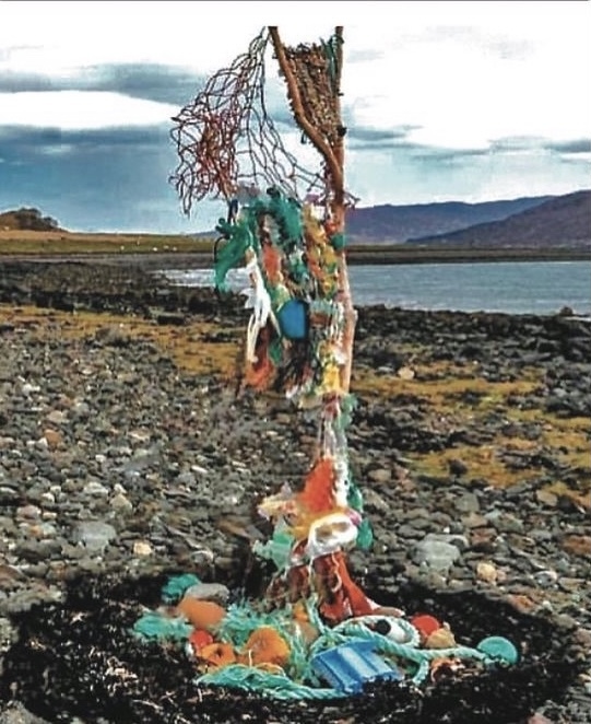 Skye artist makes the most of the islands natural and unnatural resources