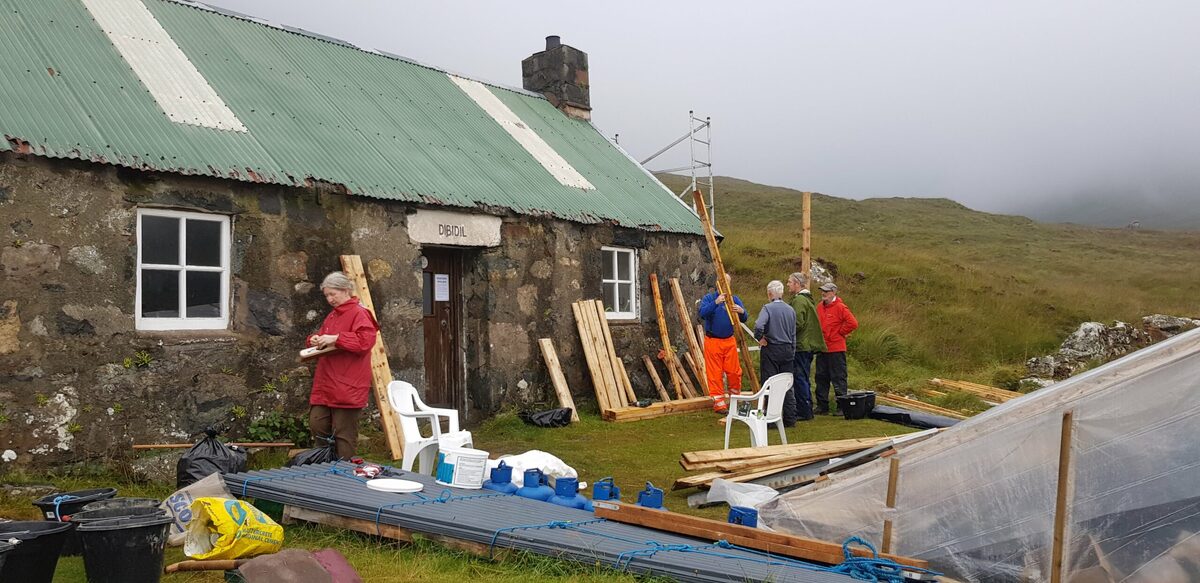 Remote Rum and Skye bothies get new roofs
