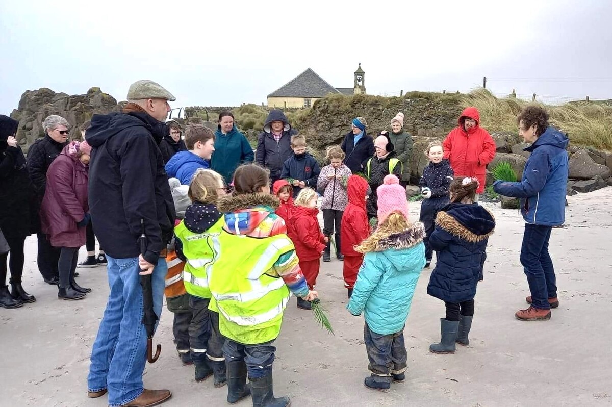 Pupils recreate Easter scenes on beach