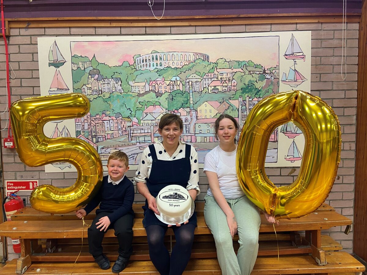 Big crowd celebrates Park Primary's 50th