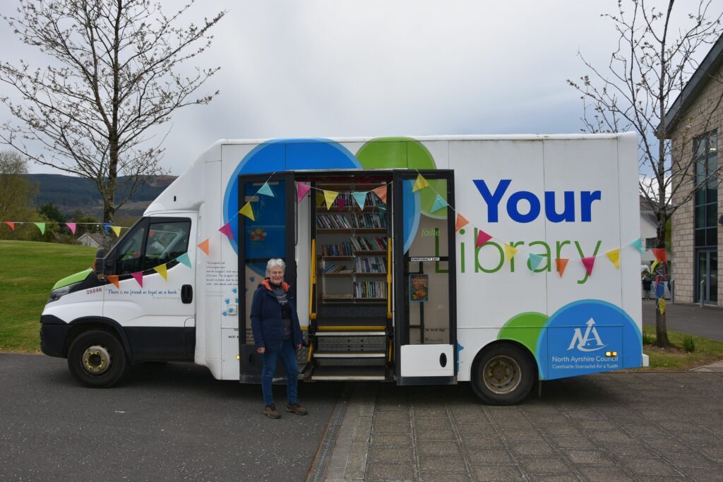 Library extends mobile service with another southend run