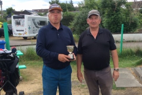 Seil and Craignure golfers compete for Fishnish Cup