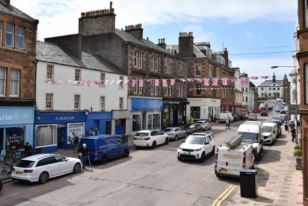 Campbeltown Courier Leader – Working collaboratively to keep the community safe