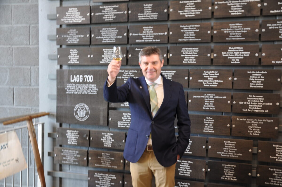 Whisky boss says more needs to be done to show Arran is 'open for business'